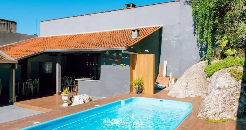 Casa com 6 quartos à venda no Caieiras, Guaratuba