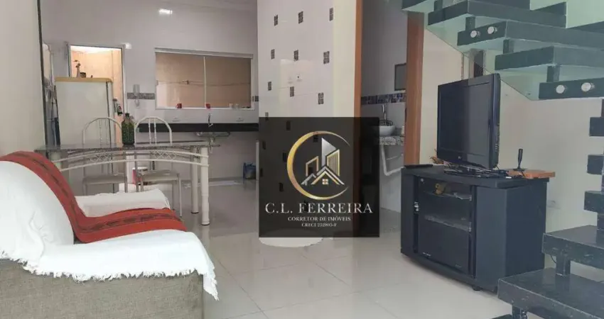 Casa com 2 dormitórios à venda, 51 m² por R$ 300.000,00 - Balneário Pires - Praia Grande/SP