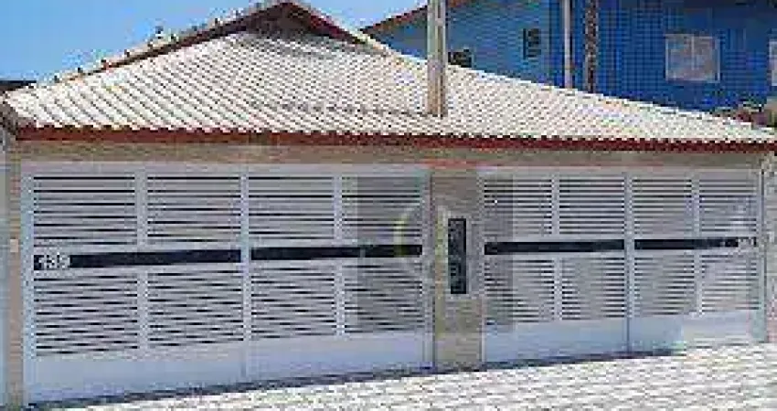 Casa com 2 dormitórios à venda, 110 m² por R$ 585.000,00 - Maracanã - Praia Grande/SP