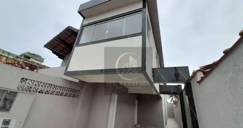 Casa com 2 dormitórios à venda, 75 m² por R$ 365.000,00 - Maracanã - Praia Grande/SP
