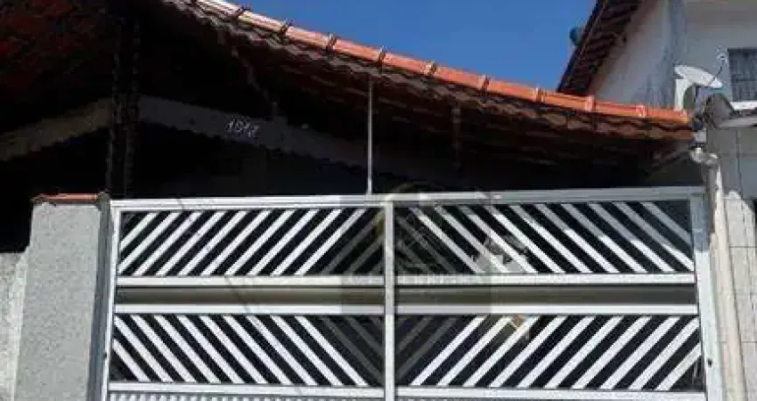 Casa térrea geminada com 2 dormitórios à venda, 70 m² por R$ 399.000 - Maracanã - Praia Grande/SP