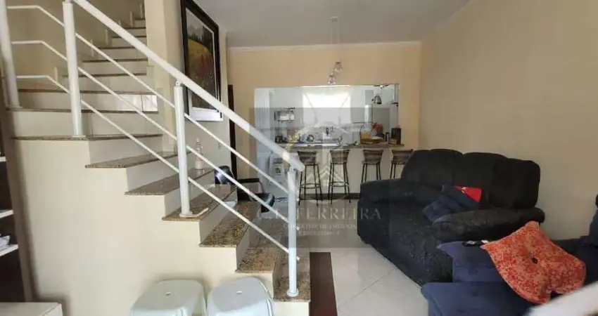 Sobrado com 2 dormitórios à venda, 111 m² por R$ 650.000,00 - Vila Guilhermina - Praia Grande/SP