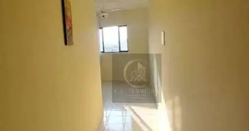Apartamento com 2 dormitórios à venda, 50 m² por R$ 240.000 - Caiçara - Praia Grande/SP