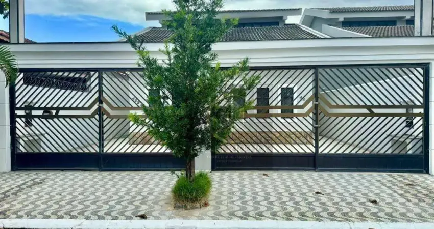 Sobrado com 2 dormitórios à venda, 100 m² por R$ 485.000,00 - Maracanã - Praia Grande/SP
