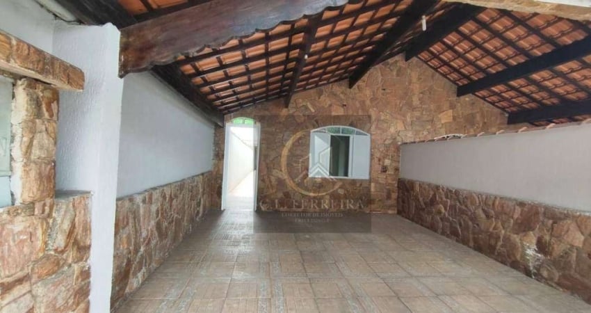 Casa com 3 dormitórios à venda, 112 m² por R$ 700.000 - Vila Guilhermina - Praia Grande/SP