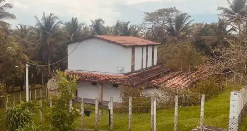 Ótimo sítio para venda, com 35 tarefas, sede com quatro quartos, sendo duas suítes, galpão, baias, Barra de Itariri, Conde- Ba