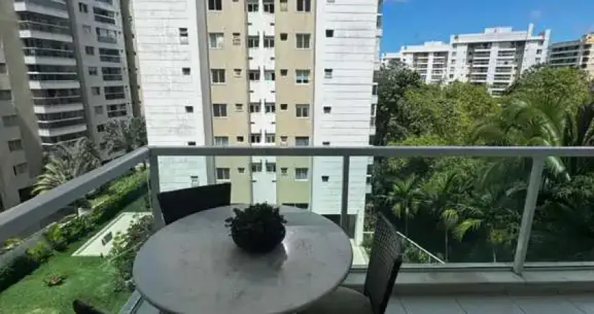 Ótima oportunidade à venda em alphaville i, dois quartos, sendo 1 suíte, posição sul, 78m², armários, splits, valor r$ 750.000,00, salvador - ba