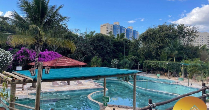 Lindo Flat mobiliado a venda em Caldas Novas, com piscinas termais, rodeado de muita natureza e espaços planejados para seu conforto e descanso!
