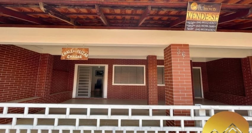Lindo chalé de 3/4 sendo 1 suíte, todo na laje em Caldas Novas!