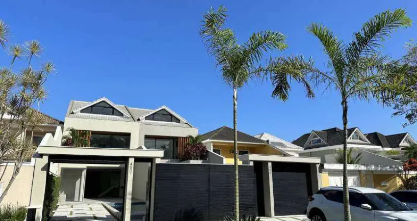 Casa Alto Padrão 4 quartos - Cond. Interlagos - Barra da Tijuca