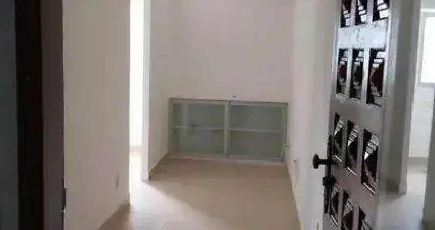 Sala  CENTRO MÉDICO DA garibaldi . conjunto de 3 salas ,uma vaga na avenida garibaldi