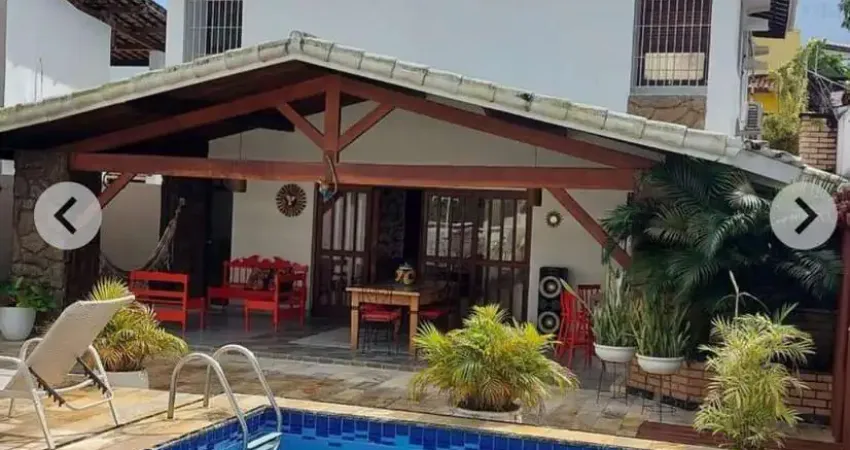 Casa para Venda em Salvador, Itaigara, 3 dormitórios, 1 suíte, 4 banheiros, 2 vagas