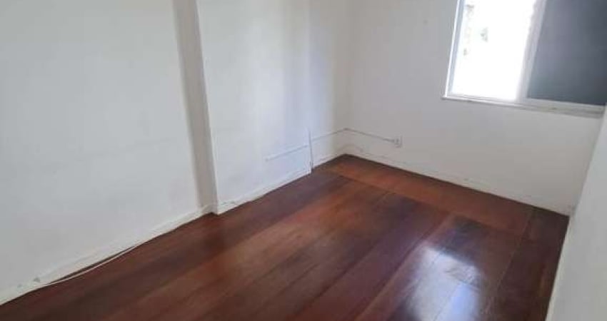 Apartamento para Venda em Salvador, Itaigara, 4 dormitórios, 1 suíte, 3 banheiros, 1 vaga