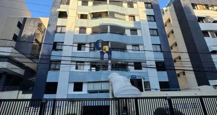 APARTAMENTO 3/4 COM SUÍTE E 140M², IDEAL PARA QUEM BUSCA ESPAÇO E PRATICIDADE. NO COSTA AZUL COM INFRA