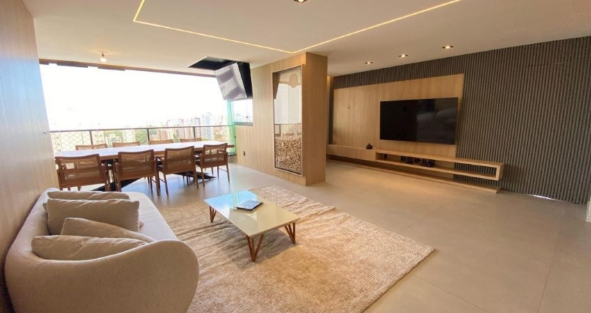 CAMINHO DAS ÁRVORES! FINAMENTE DECORADO! NASCENTE 140M², 3 SUÍTES, LAVABO, SALA AMPLIADA - VARANDA GOURMET - COM FECHAMENTO EM REIKI, TV COM FLIPER, ANDAR ALTO,