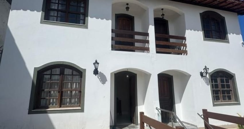 CASA EXCELENTE CUSTO/BENEFICIO ATRÁS DO SHOPPING ITAIGARA CASA DUPLEX COMPOSTA POR 3 QUARTOS