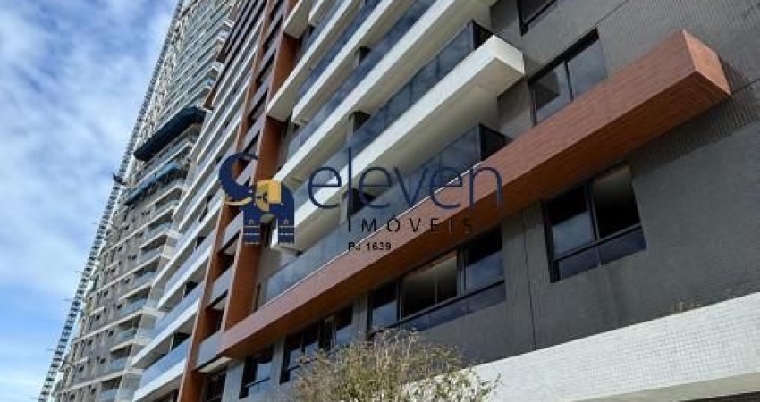 Apartamento  3 suites, 108 m² , varandão, andar altíssimo , vista livre e mar, 3 vagas de garagem com depósito .
