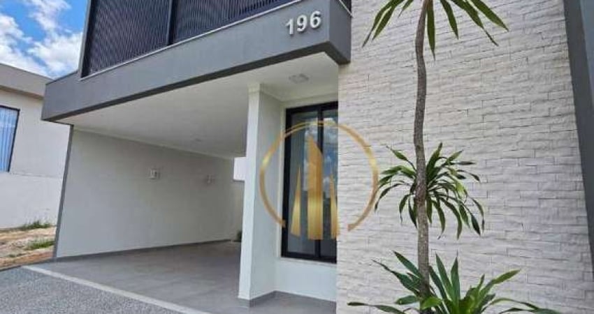 SOBRADO IMPONENTE COM PISCINA NO CONDOMÍNIO FABER 4
