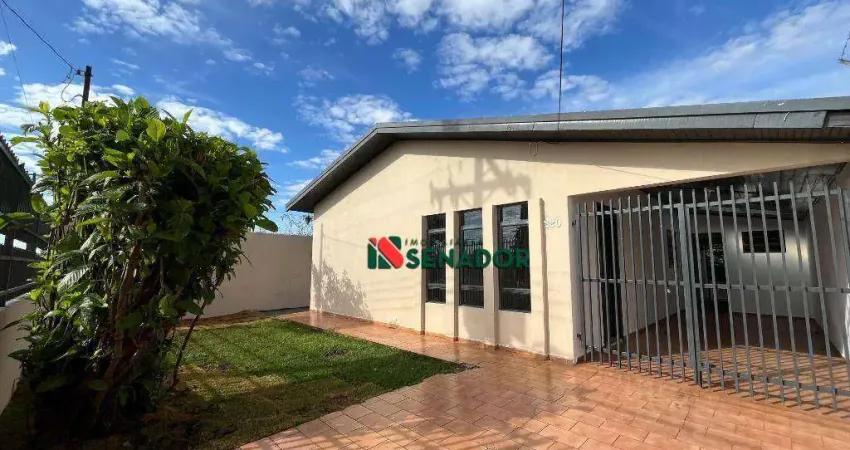 Casa com 3 dormitórios para alugar, 131 m² por R$ 2.000,00/mês - Santa Rita 1 - Londrina/PR
