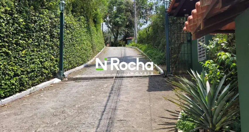 Oportunidade, excelente terreno, com 10.220m2 bi familiar.