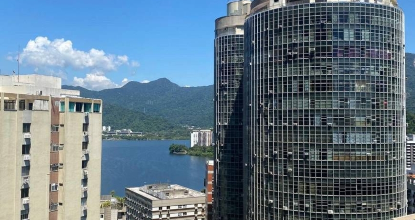 Apartamento reformado com linda vista!