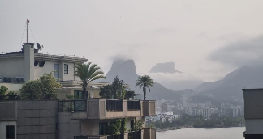 Ótimo apartamento com vista para Lagoa e Pedra da Gávea!