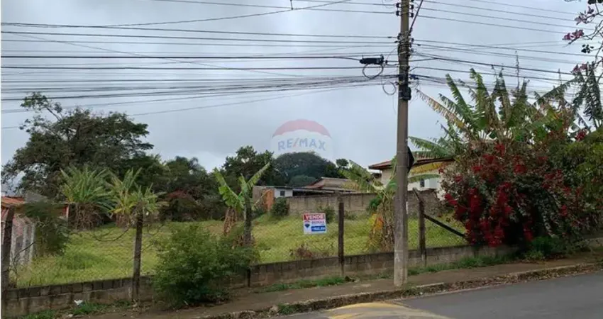 Terreno à Venda com Topografia Plana e Projeto Aprovado para 19 Unidades Residenciais