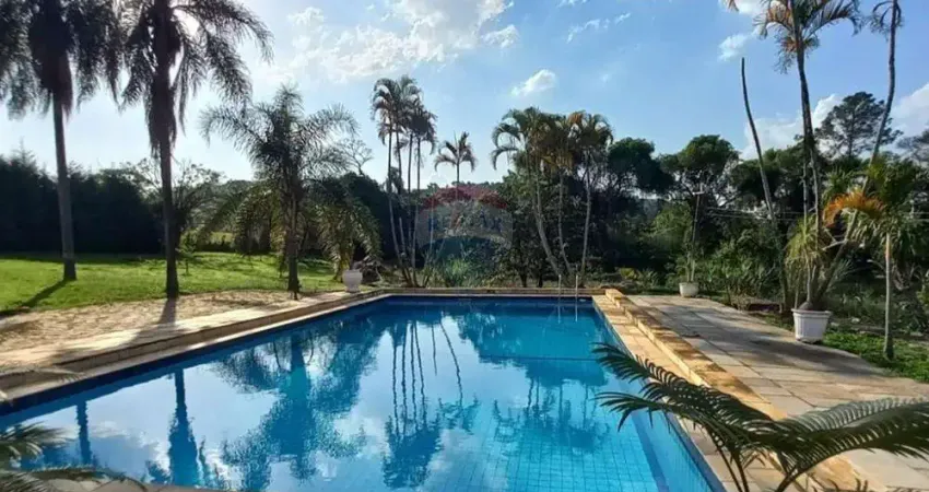 Chácara com Piscina à Venda, Bairro Guacuri, Itupeva, Sp