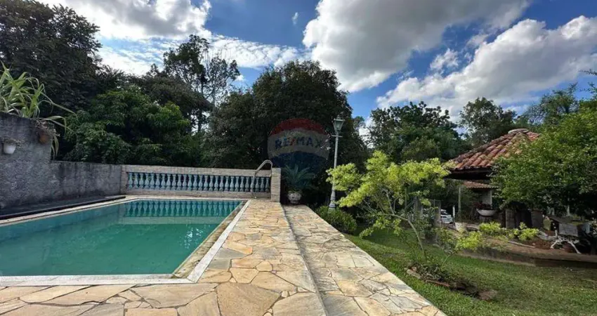 Chácara com Piscina à Venda no Bairro Jacaré em Cabreúva, Sp