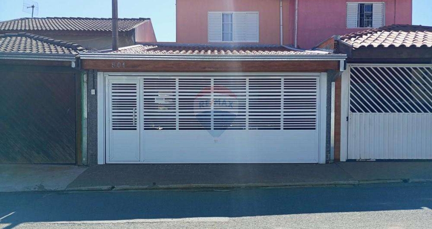 Casa à  venda no Bairro Pinhal em Cabreúva - Aceita Financiamento