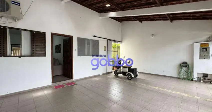 Casa com 4 dormitórios à venda, 124 m² por R$ 900.000,00 - Centro - Ubatuba/SP
