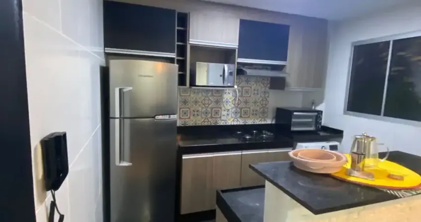 Aluga apartamento, 02 dormitórios, com geladeira, fogão, sofá, mesa e lava e seca