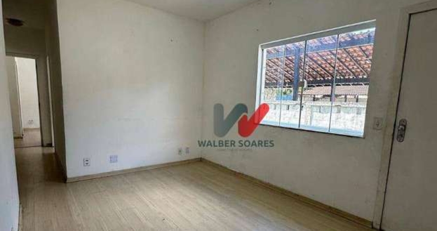 Apartamento com 2 dormitórios à venda, 58 m² por R$ 220.000,00 - Parque Burle - Cabo Frio/RJ