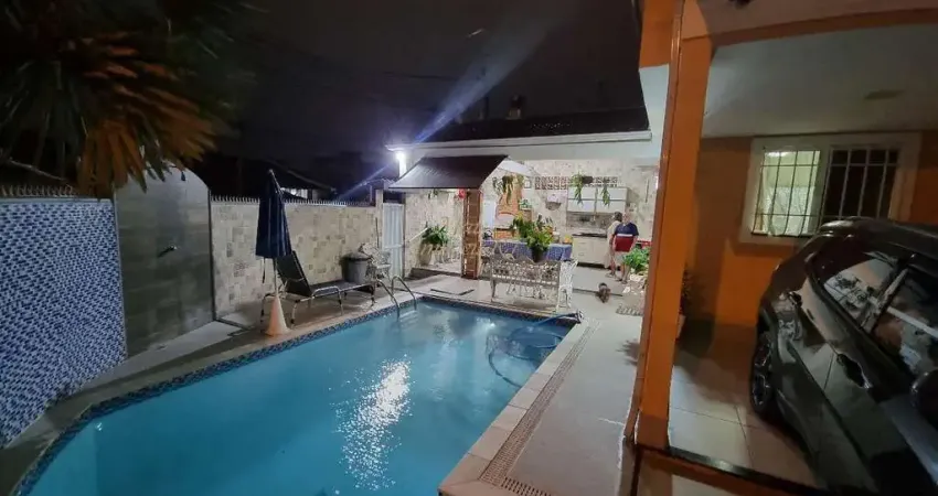 Casa para venda em niterói, piratininga, 4 dormitórios, 1 suíte, 4 banheiros, 2 vagas