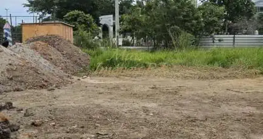 Terreno à venda na Praça do Descobrimento, 17, Piratininga, Niterói