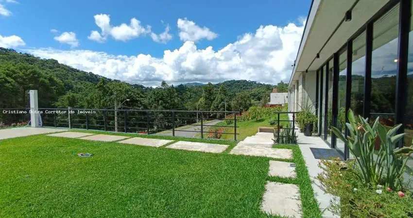 Casa para venda de alto padrão em Santo Antônio do Pinhal