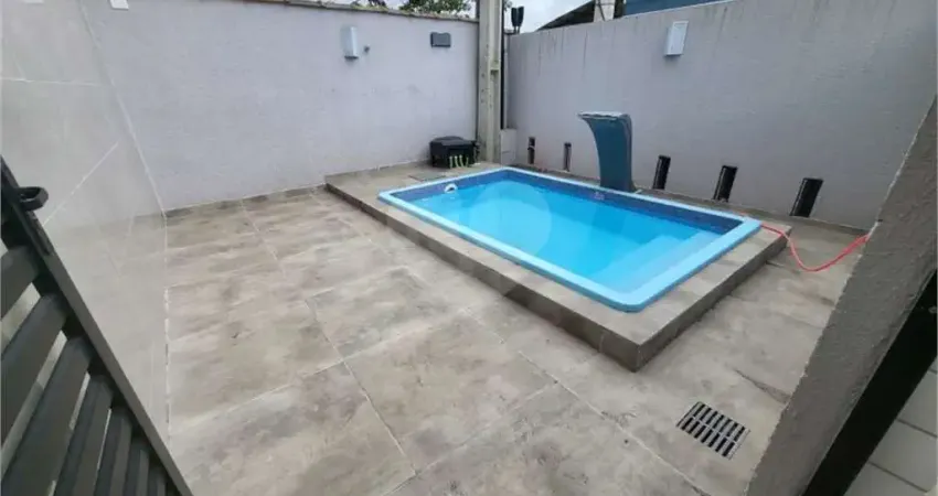 Casa com 2 quartos à venda no Macuco, Santos 