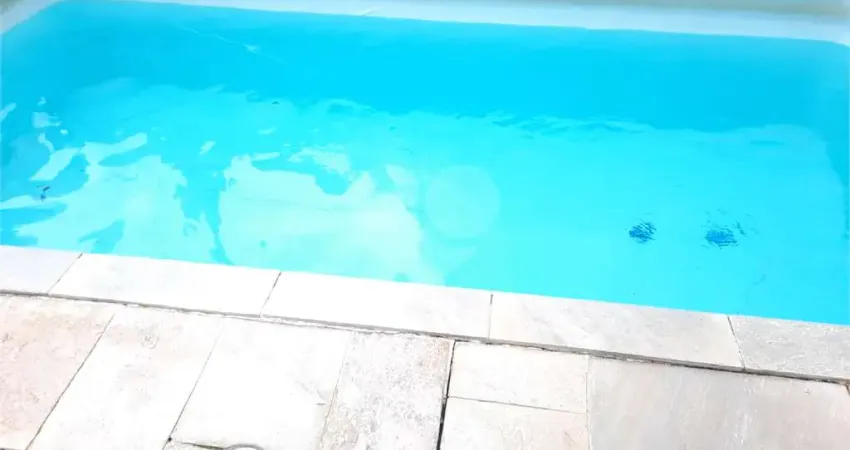 Duplex com 4 quartos à venda ou para locação em Enseada - SP
