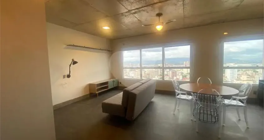 Apartamento com 1 quartos à venda ou para locação em Embaré - SP