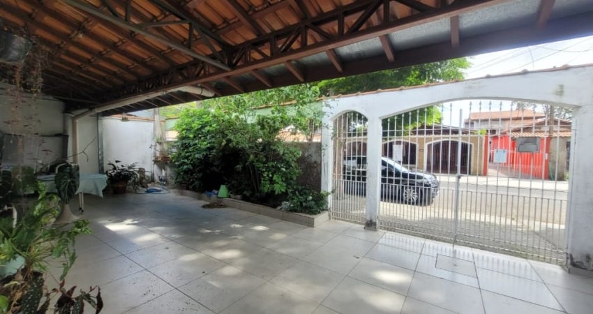 Oportunidade imperdível no Jardim Satélite. Casa com 3 dormitórios.