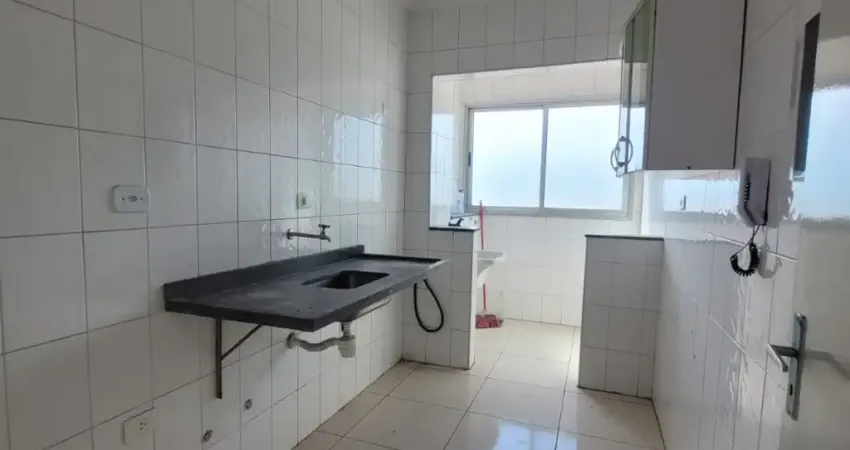 Apartamento no Jd. Paulista, 2 dormitórios, sacada.