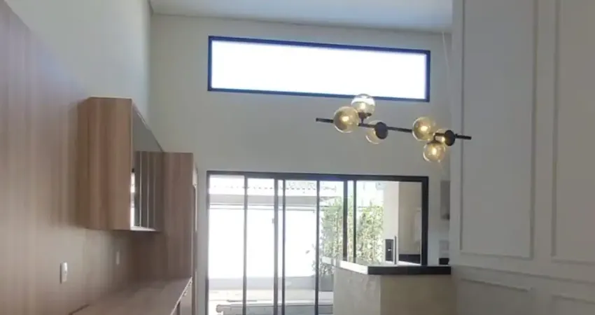 Casa térrea com piscina e espaço gourmet no terras do vale! 3 dorms (1 suíte com closet), sala pé-direito alto, cozinha planejada e lazer completo.