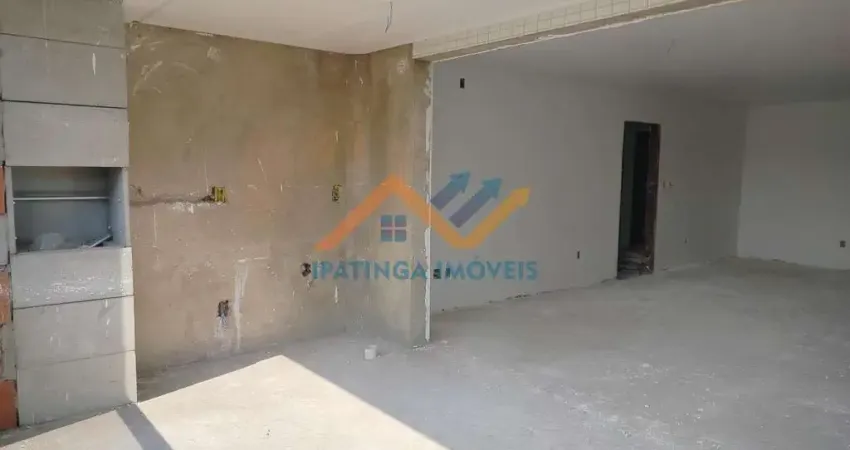 Apartamento à Venda no Imbaúbas: Um Por Andar
