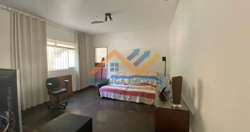 Casa com 3 quartos à venda na Rua Tupinambás, 370, Iguaçu, Ipatinga