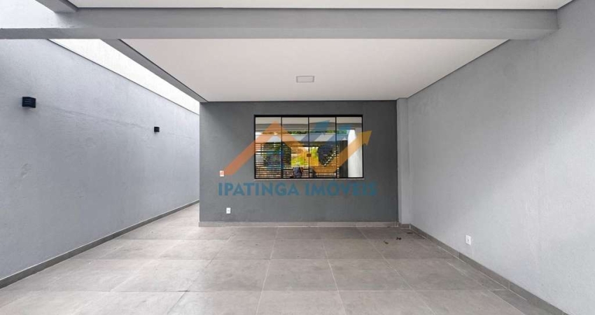 Casa Tríplex à venda no bairro Jardim Vitoria - Santana do Paraiso