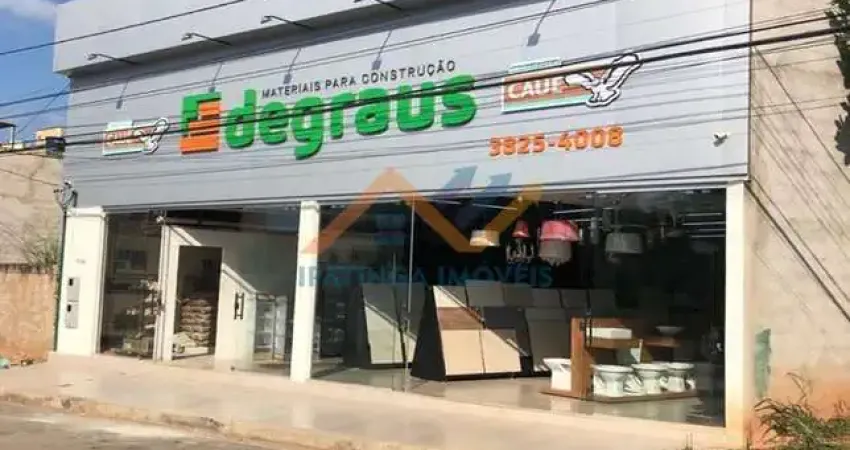 Casa comercial à venda na Avenida Carlos Edmundo Landaeta, Cidade Nova, Santana do Paraíso