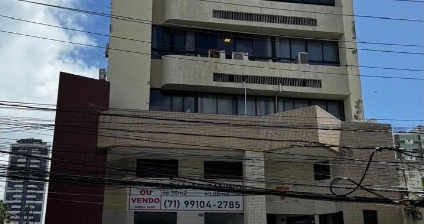 Ponto comercial para alugar na Rua das Ubaranas, Amaralina, Salvador