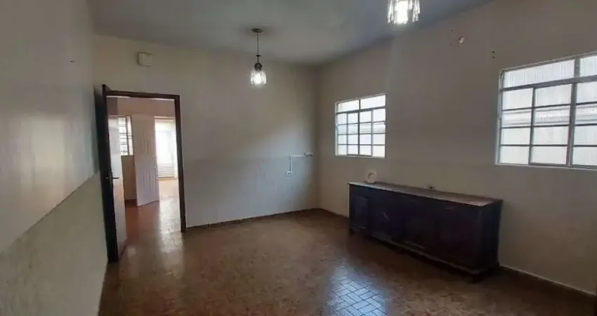 Casa com 3 dormitórios à venda, 220 m² por R$ 300.000,00 - Mercês - Uberaba/MG