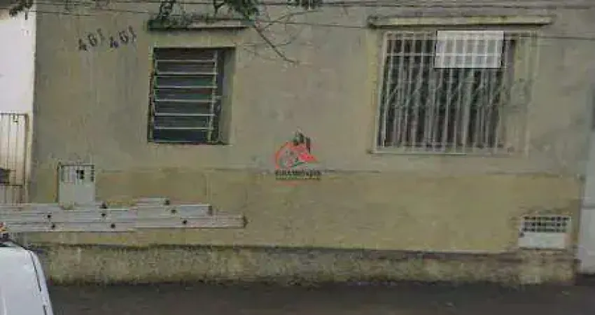 CASA À VENDA EM EXCELENTE LOCALIZAÇÃO NO BAIRRO SÃO BENEDITO