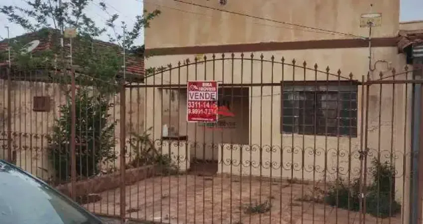 Casa com 4 quartos à venda no Mercês, Uberaba